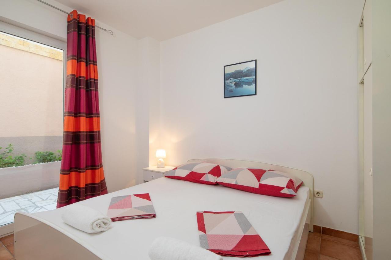 Adriatic Blue Apartments Локва-Рогозница Экстерьер фото
