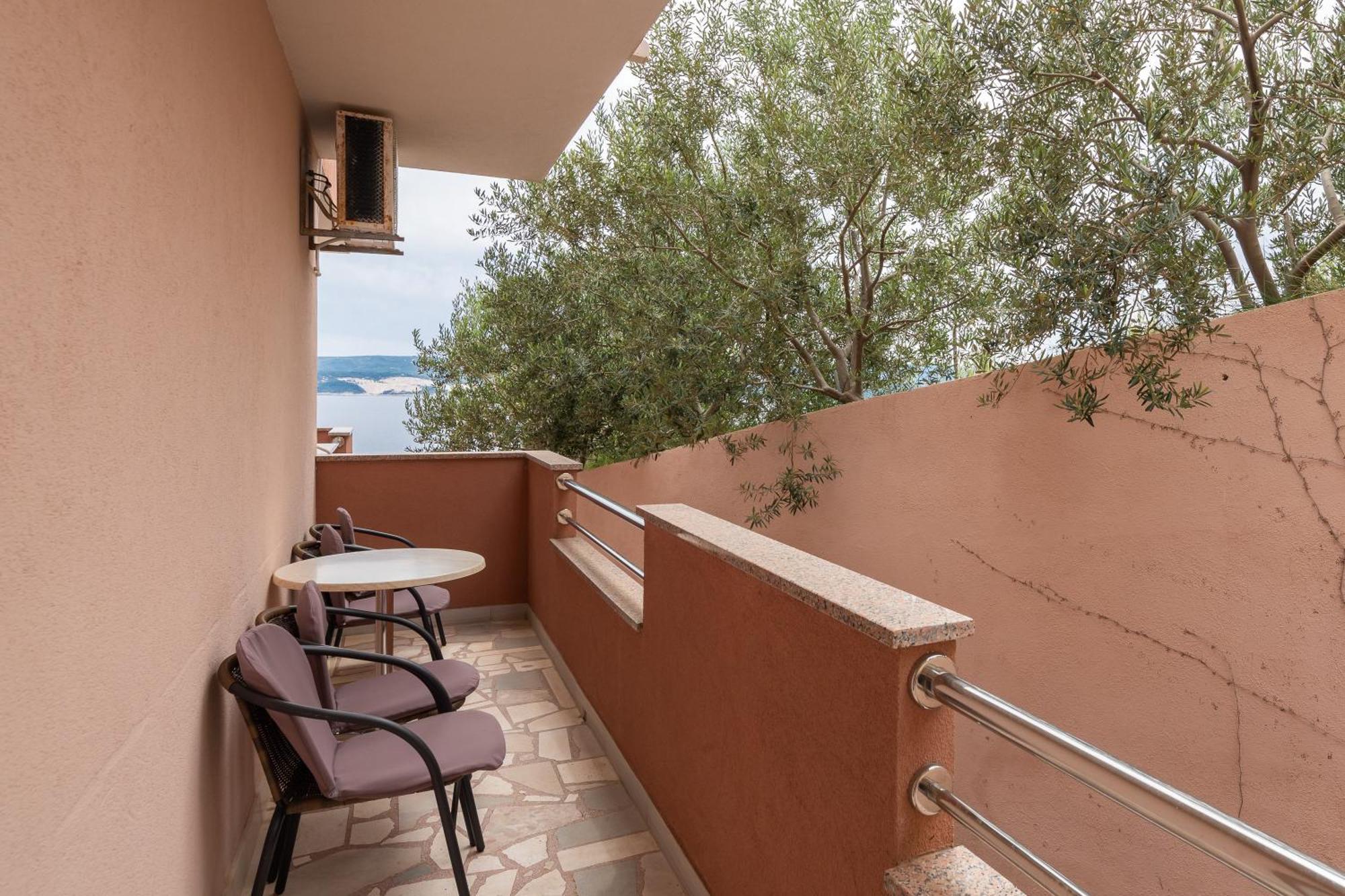 Adriatic Blue Apartments Локва-Рогозница Экстерьер фото